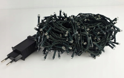 LAMPKI-CHOINKOWE-400-LED-ZEWNETRZNE-SWIATELKA-SWIATECZNE-ZIMNY-BIALY-FLASH-Marka-Cortina.jpg