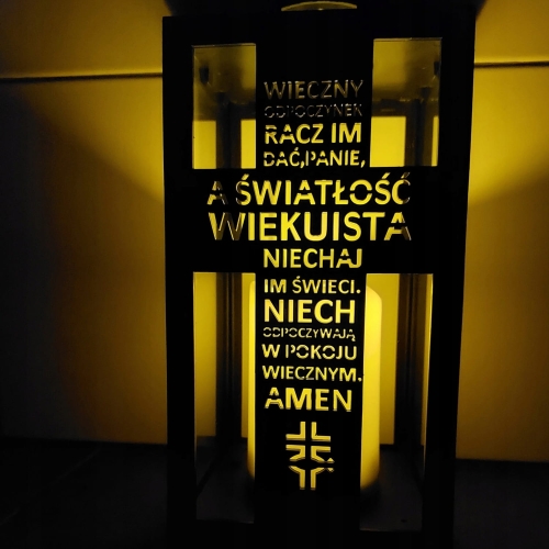 LATARAENKA-CZARNA-26-5-CM-KRZYZ-MODLITWA-WIECZNY-ODPOCZYNEK-LED-SWIECZKA-Marka-Cortina.jpg
