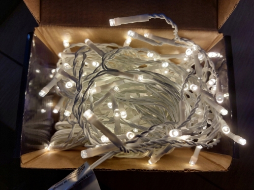 LAMPKI-CHOINKOWE-SOPLE-100-LED-ZEWNETRZNE-WEWNETRZNE-SWIATELKA-SWIATECZNE-EAN-GTIN-5907520045526.jpg