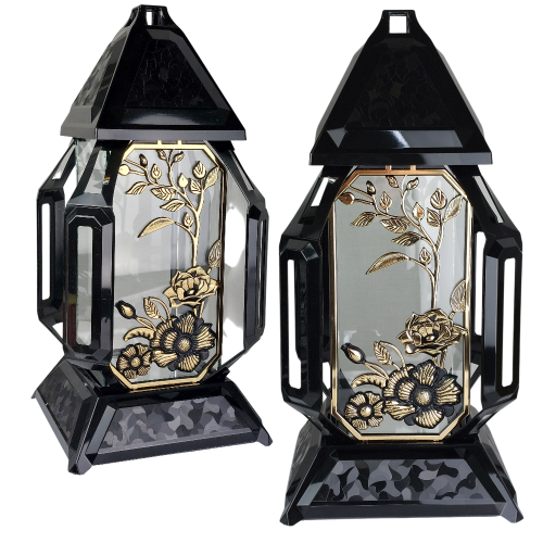 duży szklany znicz z motywem złotych kwiatów, czarna podstawa oraz czarny kapturek