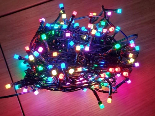 LAMPKI-CHOINKOWE-200-LED-9w1-9-KOLOROW-IP44-PROGRAMATOR-NA-CHOINKE-BIALE-Kolor-lampek-bialy_7_11zon.webp