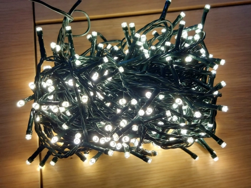 LAMPKI-CHOINKOWE-300-LED-CHOINKA-CHOINKE-ZEWNETRZNE-CIEPLY-BIALY-IP44-Kod-producenta-LAMPKI-300-LED-PROGRAMATOR (1)_4_11zon.webp